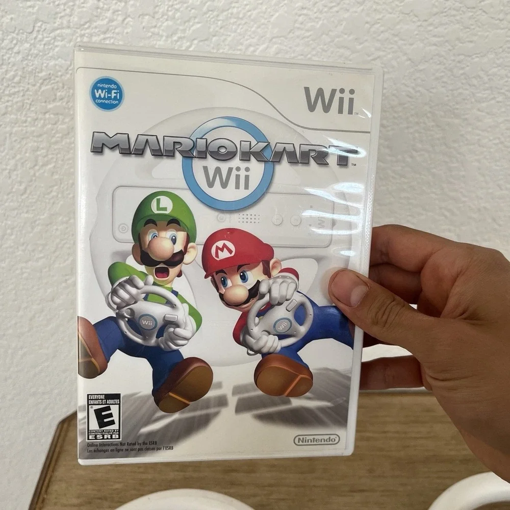 Mario Kart Wii CIB W/ Manual + 2 Steering Wheels - Wii
